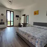 Un Angolo Di Mare In Sardegna Πανσιόν Su Forti
