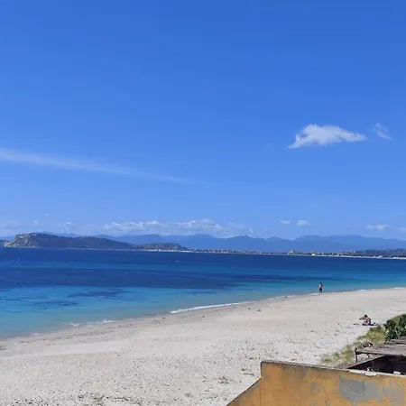 Πανσιόν Un Angolo Di Mare In Sardegna 4*